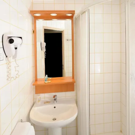 Hotel Balladins Aulnay / Garonor Hotel