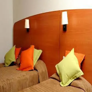 Hotel Balladins Aulnay / Garonor 3* Le Blanc-Mesnil